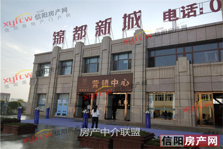 帝邦小区2室2厅1卫75㎡精装带附房50万